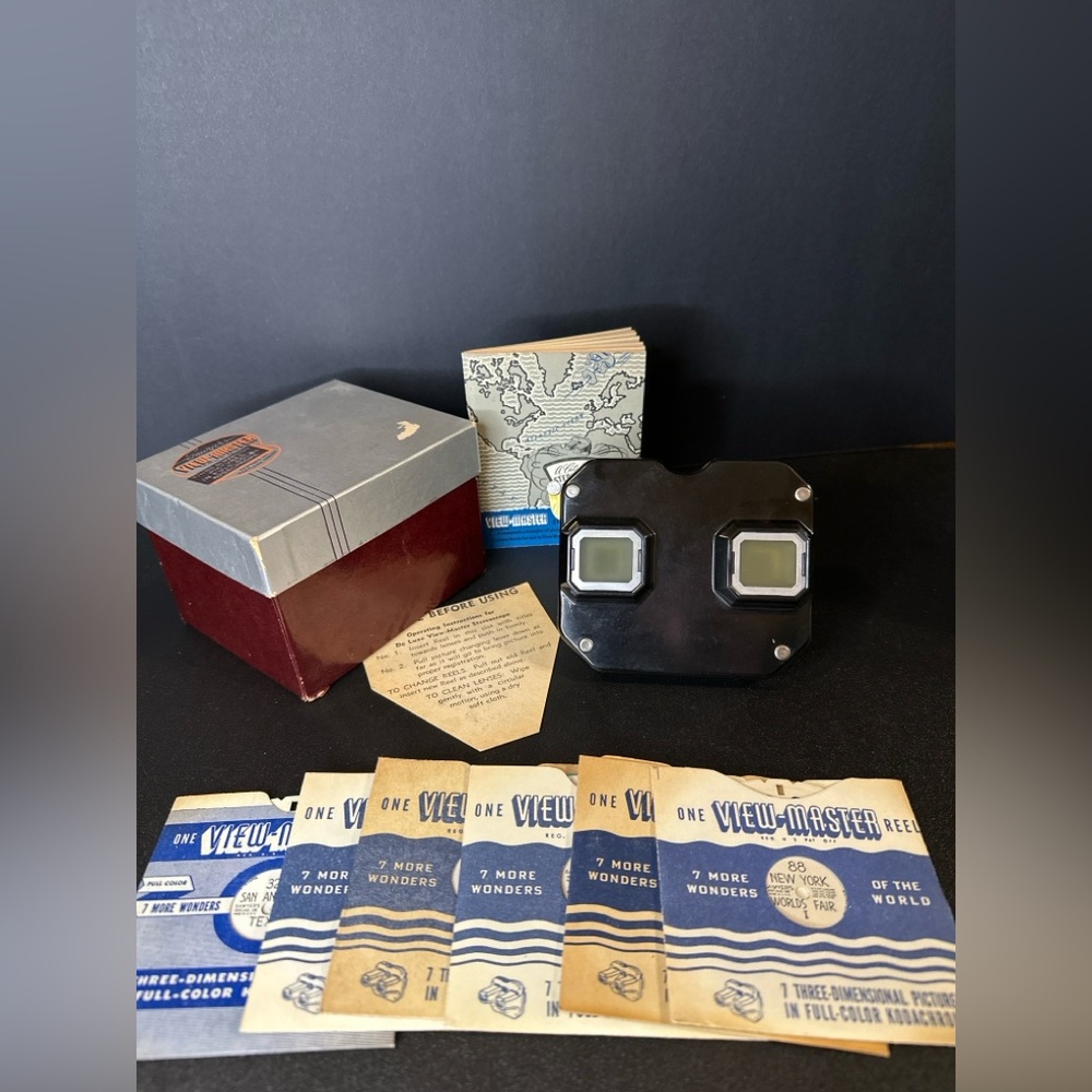 Vintage View-Master Model C w/‎ Box, Cinderella Reel + Worlds Fair